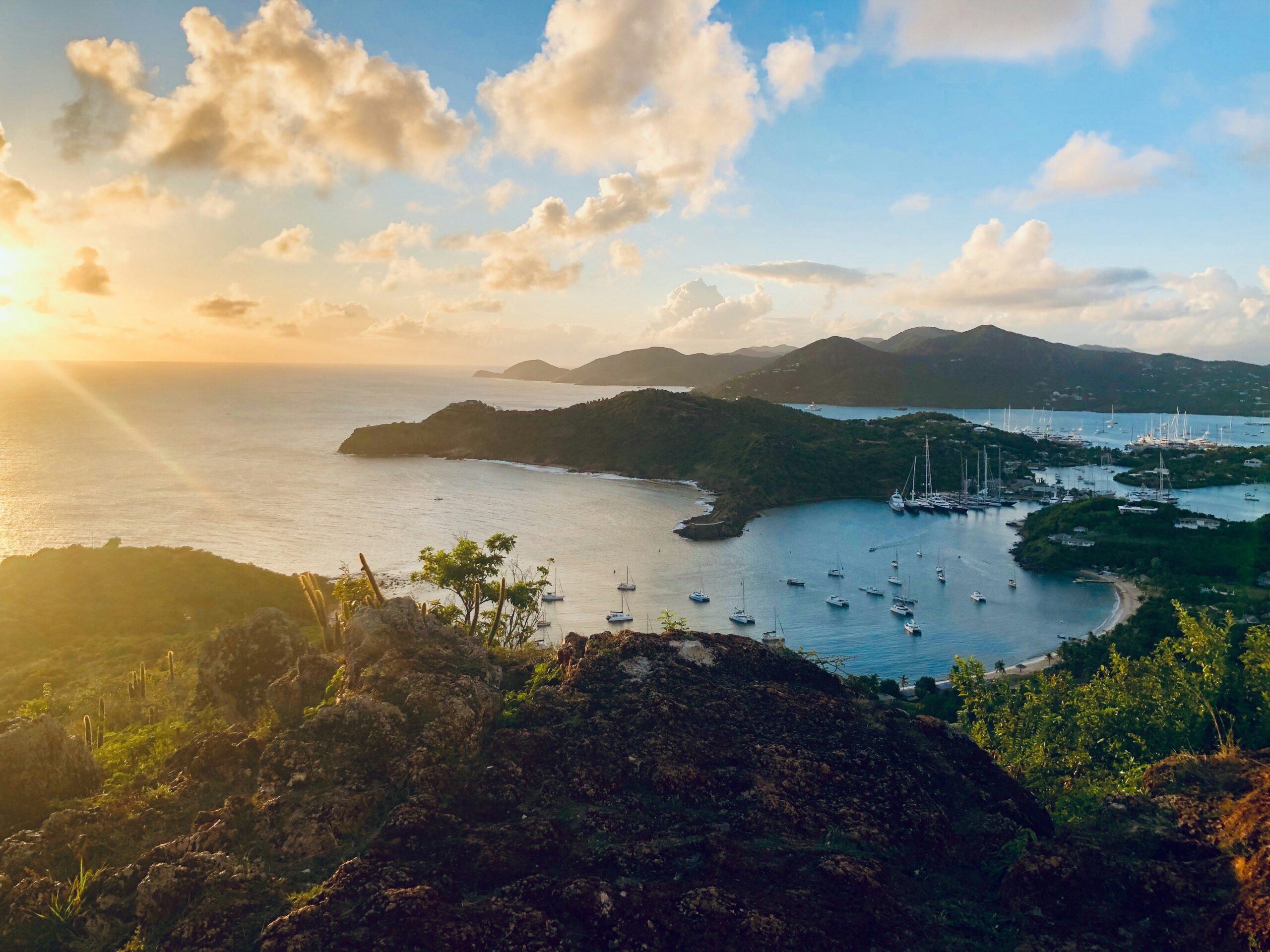 When is the best time to travel to Antigua?